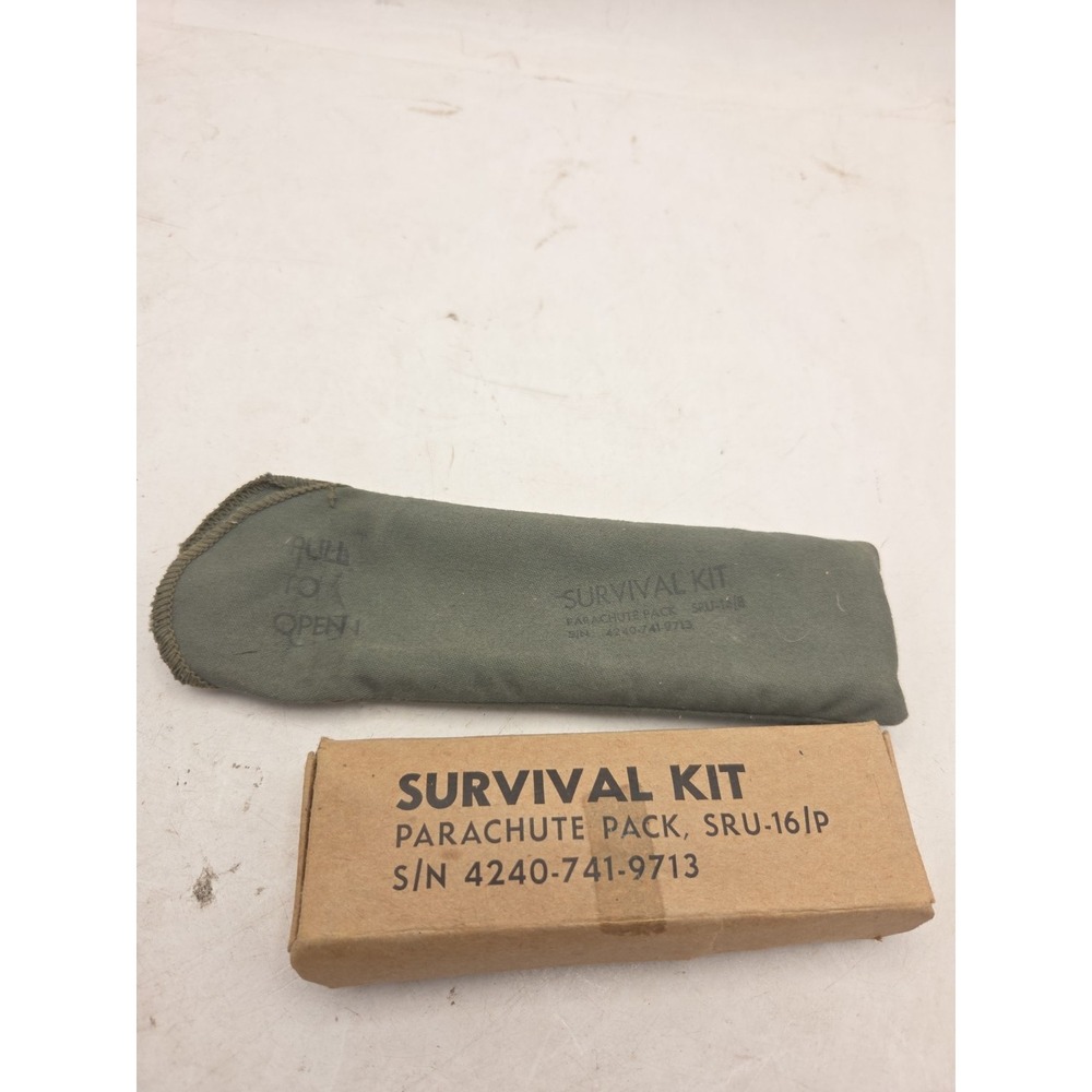 US SRU-16/P PARACHUTE SURVIVAL KIT- Incomplete - SEE DESCRIPTION - FOR PARTS
